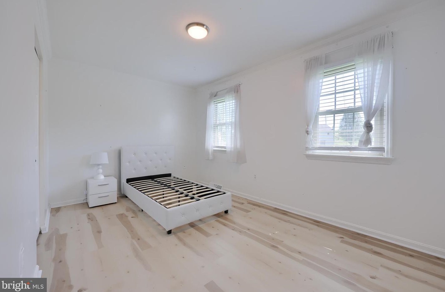 114 Pebble Run, Lancaster PA  17602-1373 exterior