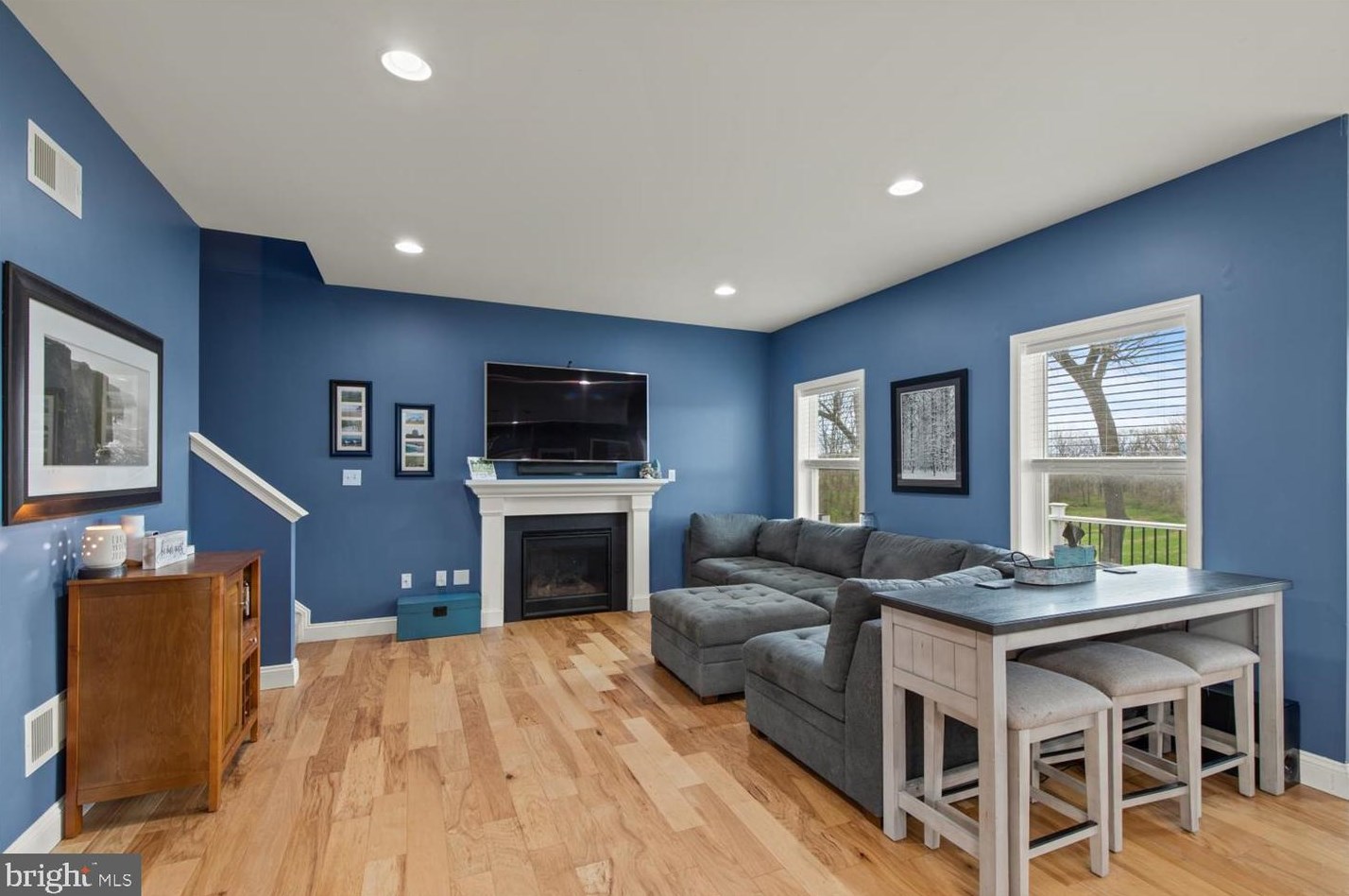 42 Honeysuckle Dr, Marietta PA 17547-8502 exterior