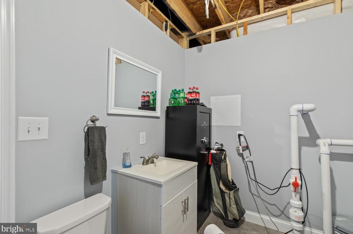 42 Honeysuckle Dr, Marietta PA 17547-8502 exterior