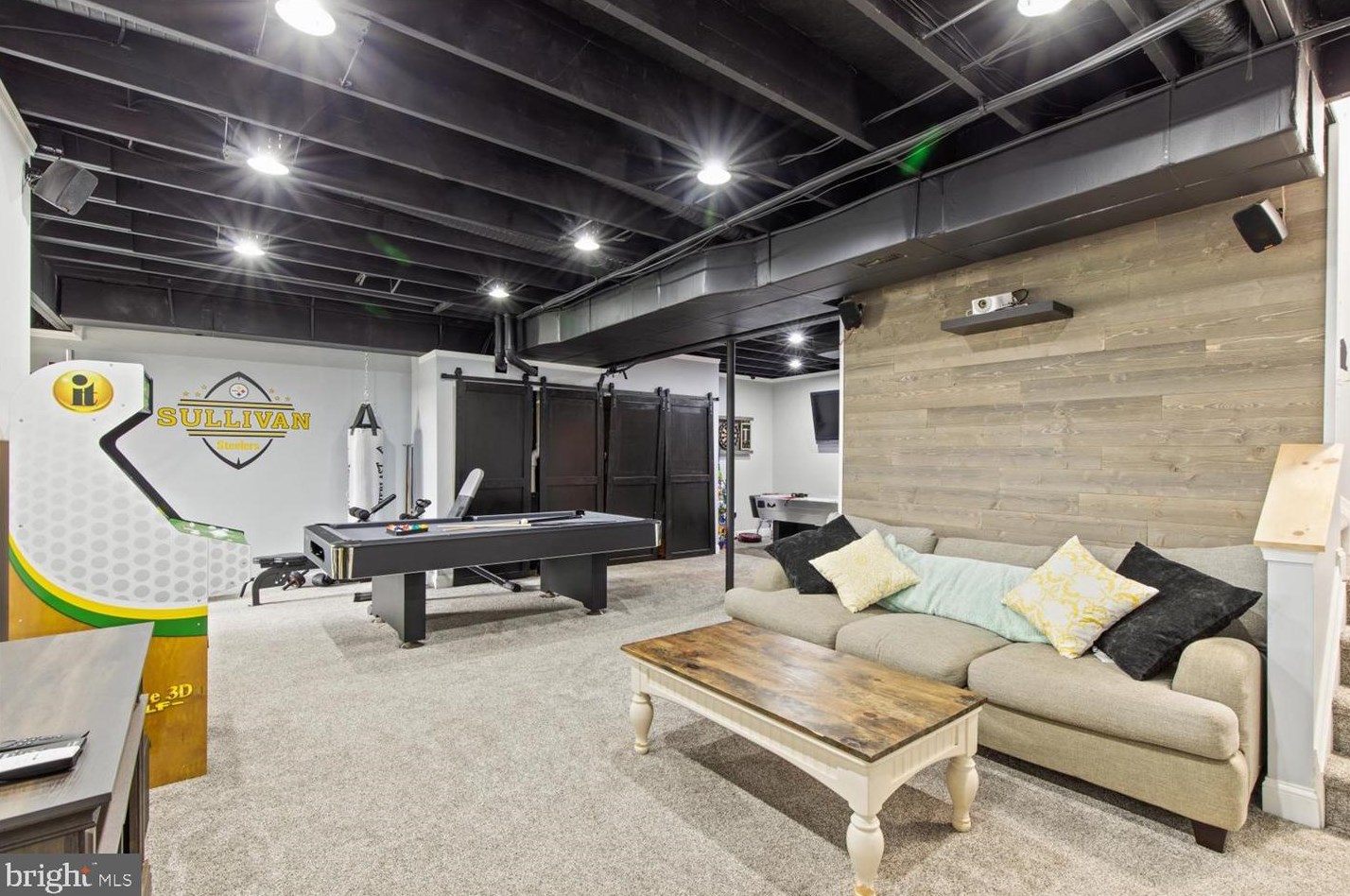 42 Honeysuckle Dr, Marietta PA 17547-8502 exterior