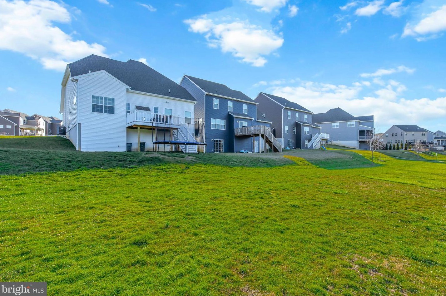 620 Stockdale Dr, Lancaster PA  17601 exterior