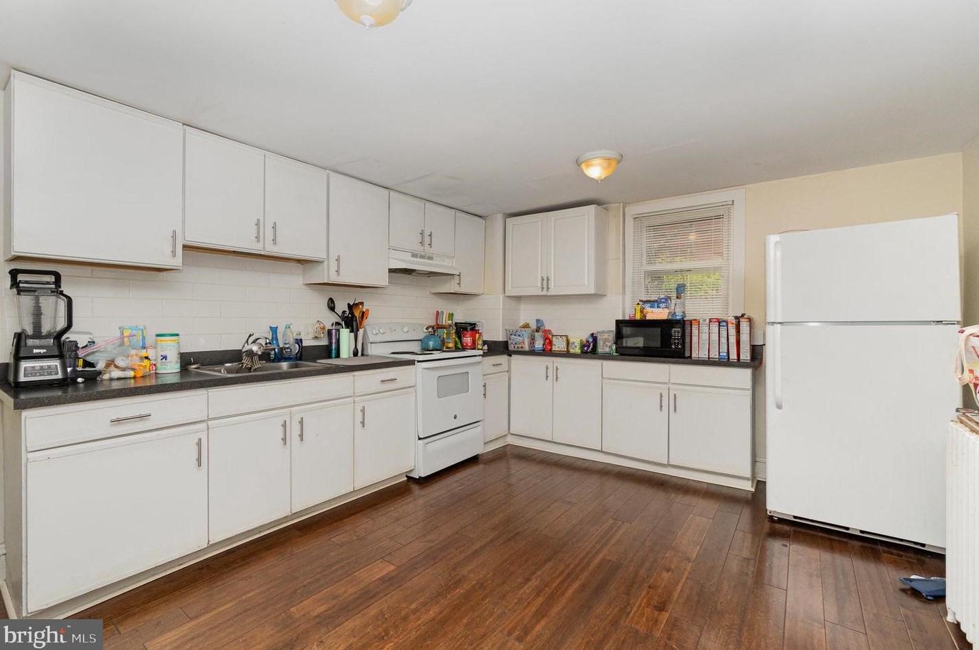 542 Orange St, Lancaster PA  17603-3669 exterior