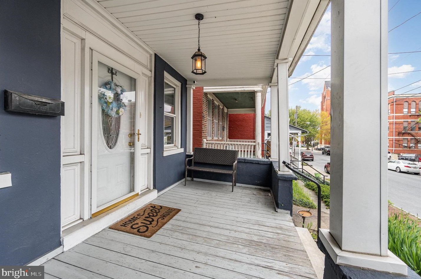 542 Orange St, Lancaster PA  17603-3669 exterior