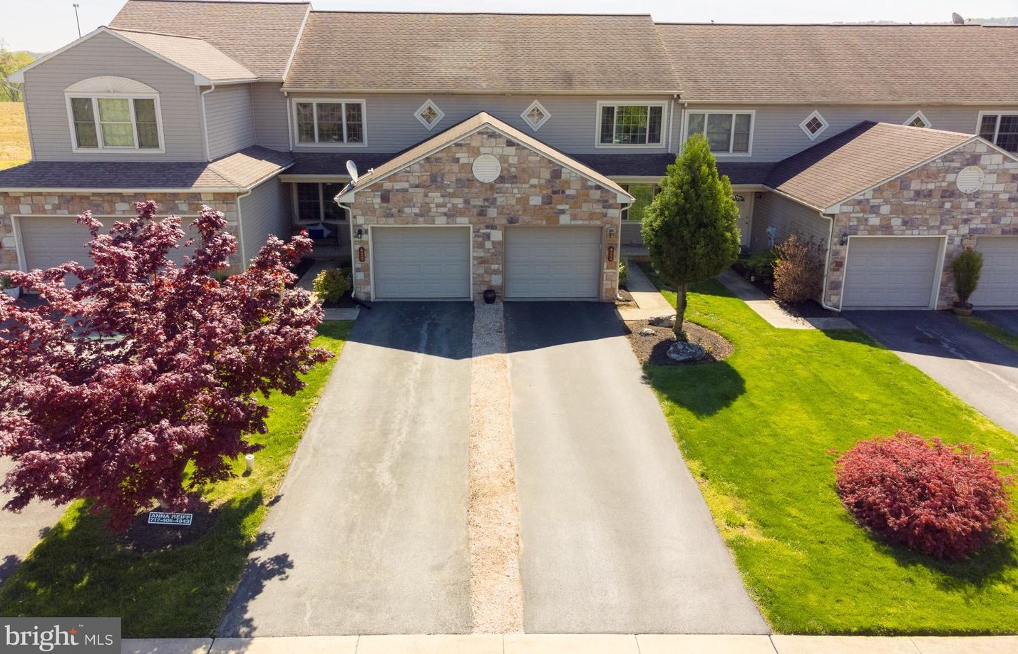 420 Alexandria Ct, Marietta, PA 17547-9250