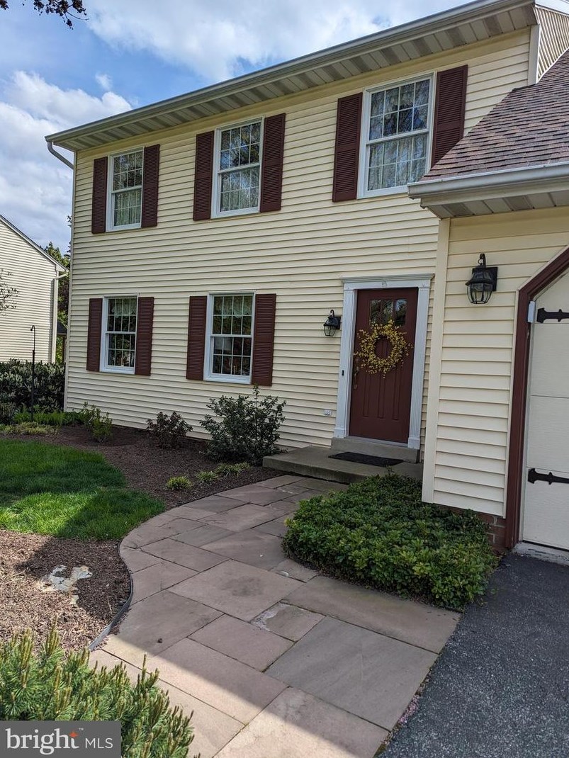 1336 Pennscott Dr, Landisville, PA 17538-1815