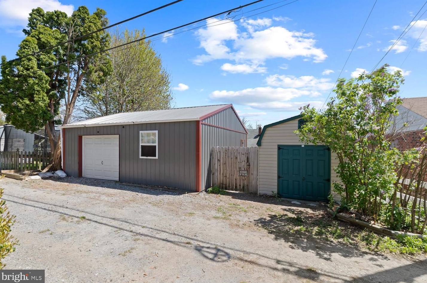 220 Penn Ave, Ephrata PA  17522-1730 exterior