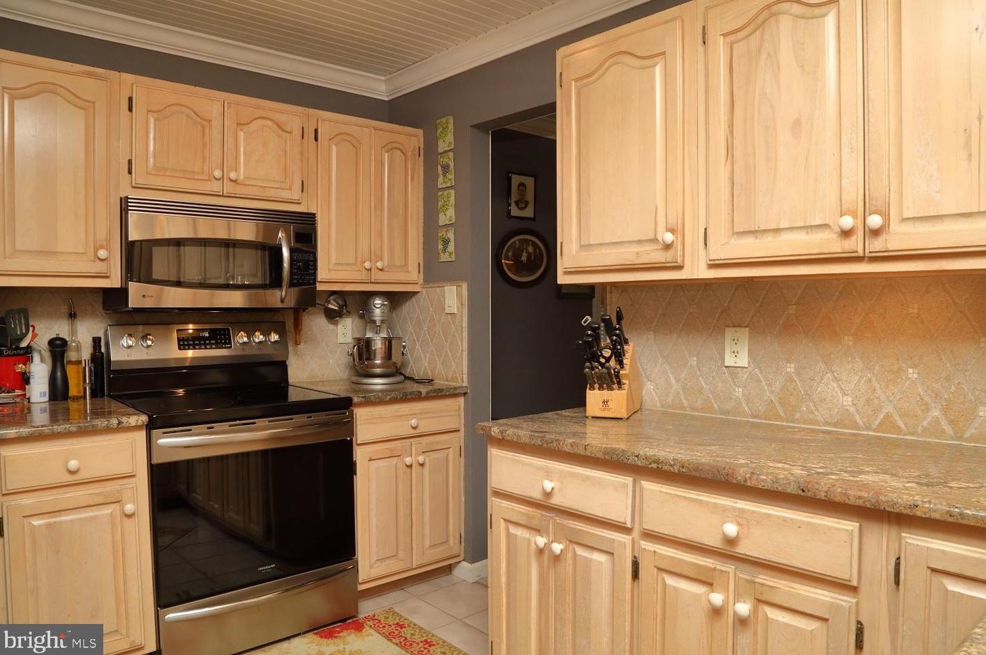 2839 Michener Dr, Lancaster PA  17601-1901 exterior