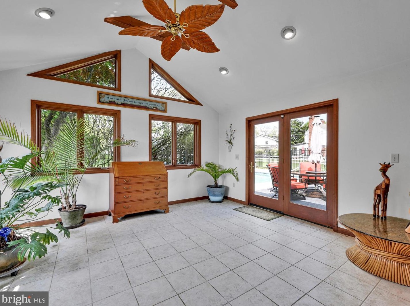 1349 Country Club Dr, Lancaster PA  17601-5209 exterior