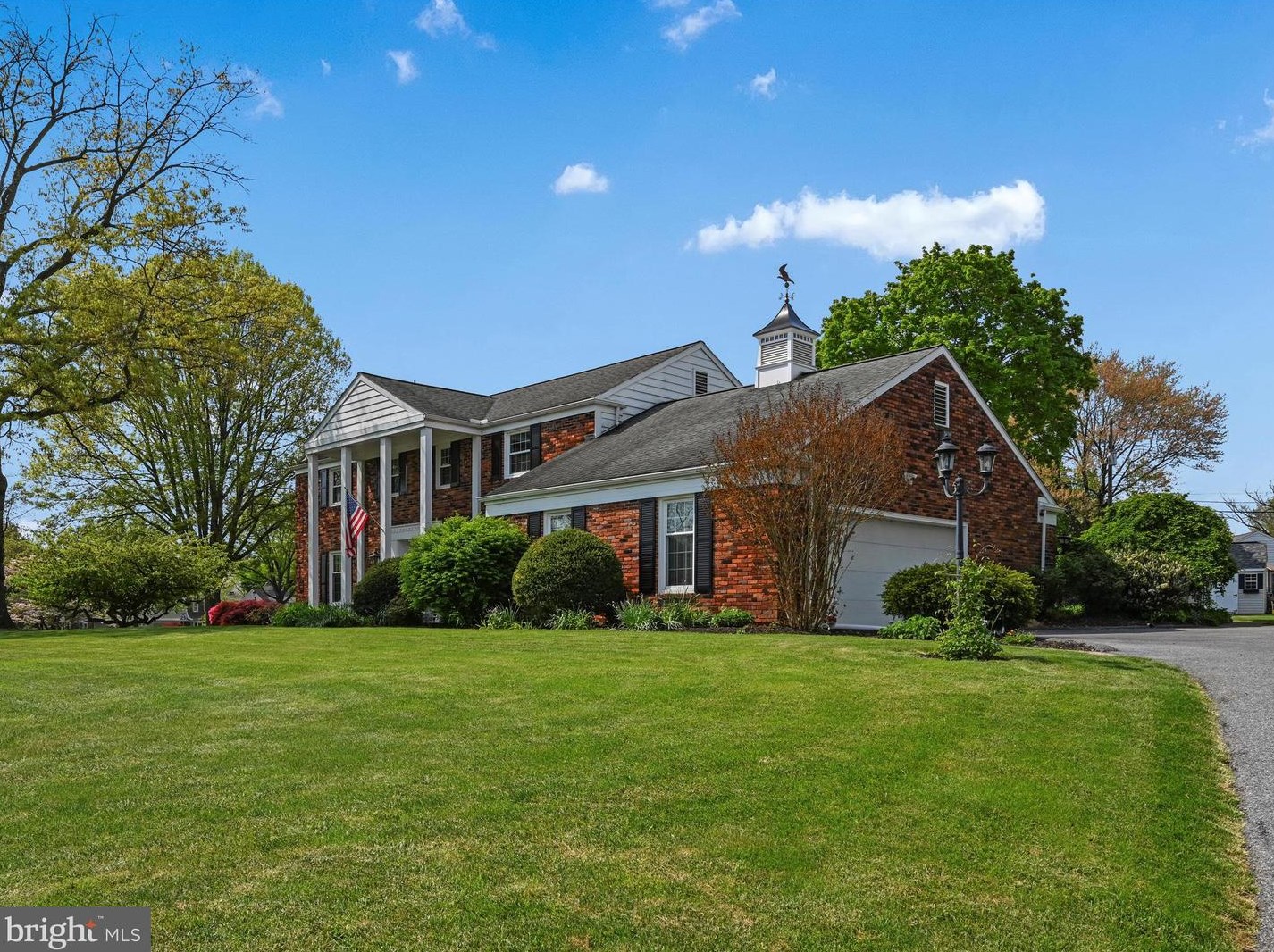 1349 Country Club Dr, Lancaster PA  17601-5209 exterior