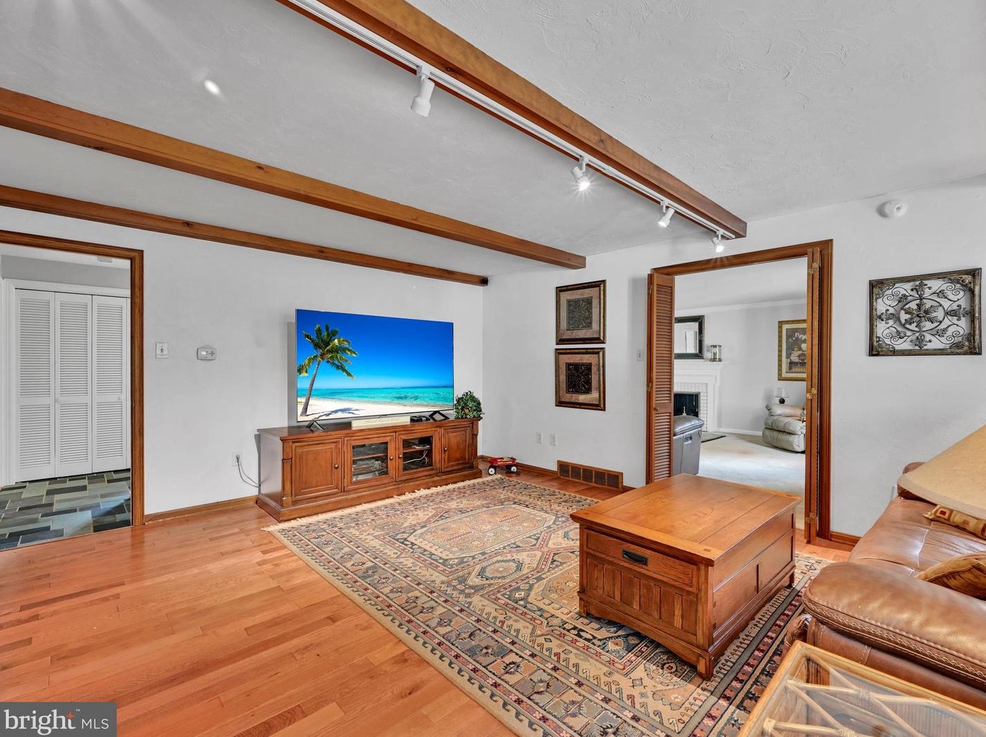 1349 Country Club Dr, Lancaster PA  17601-5209 exterior