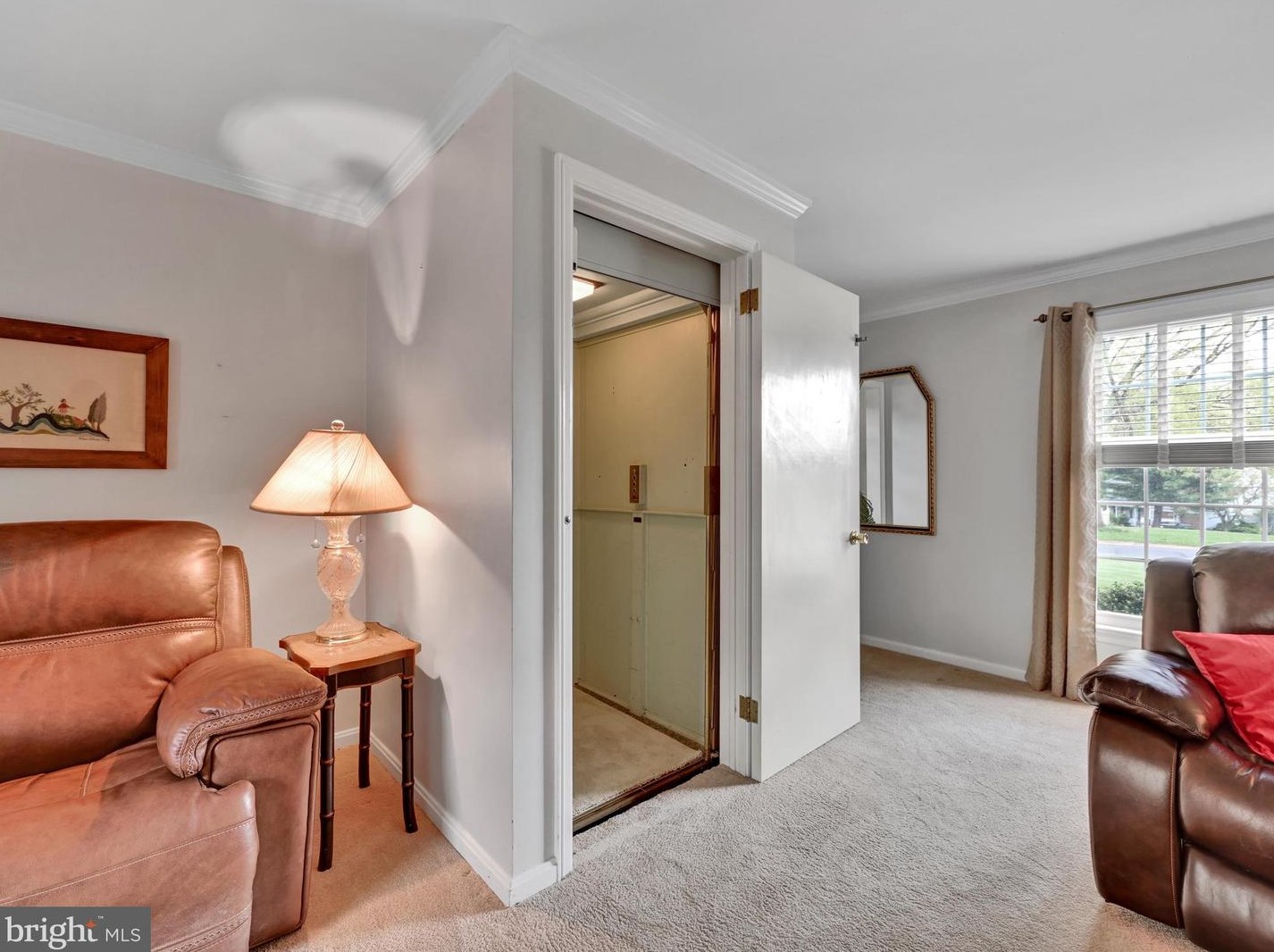 1349 Country Club Dr, Lancaster PA  17601-5209 exterior