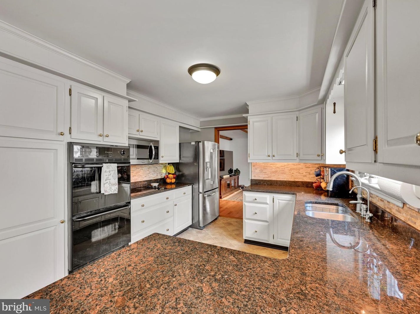 1349 Country Club Dr, Lancaster PA  17601-5209 exterior