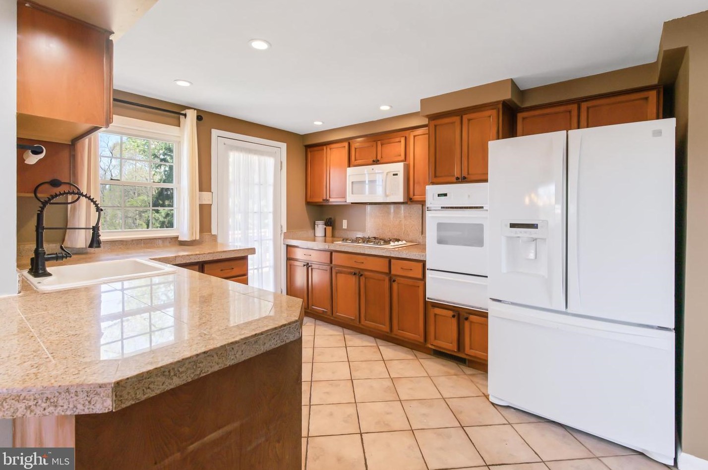 918 Centerville Rd, Lancaster PA  17601-1416 exterior