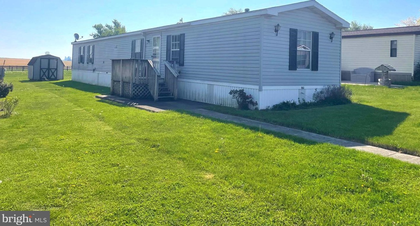 102 Ricklin Dr, Bareville, PA 17540