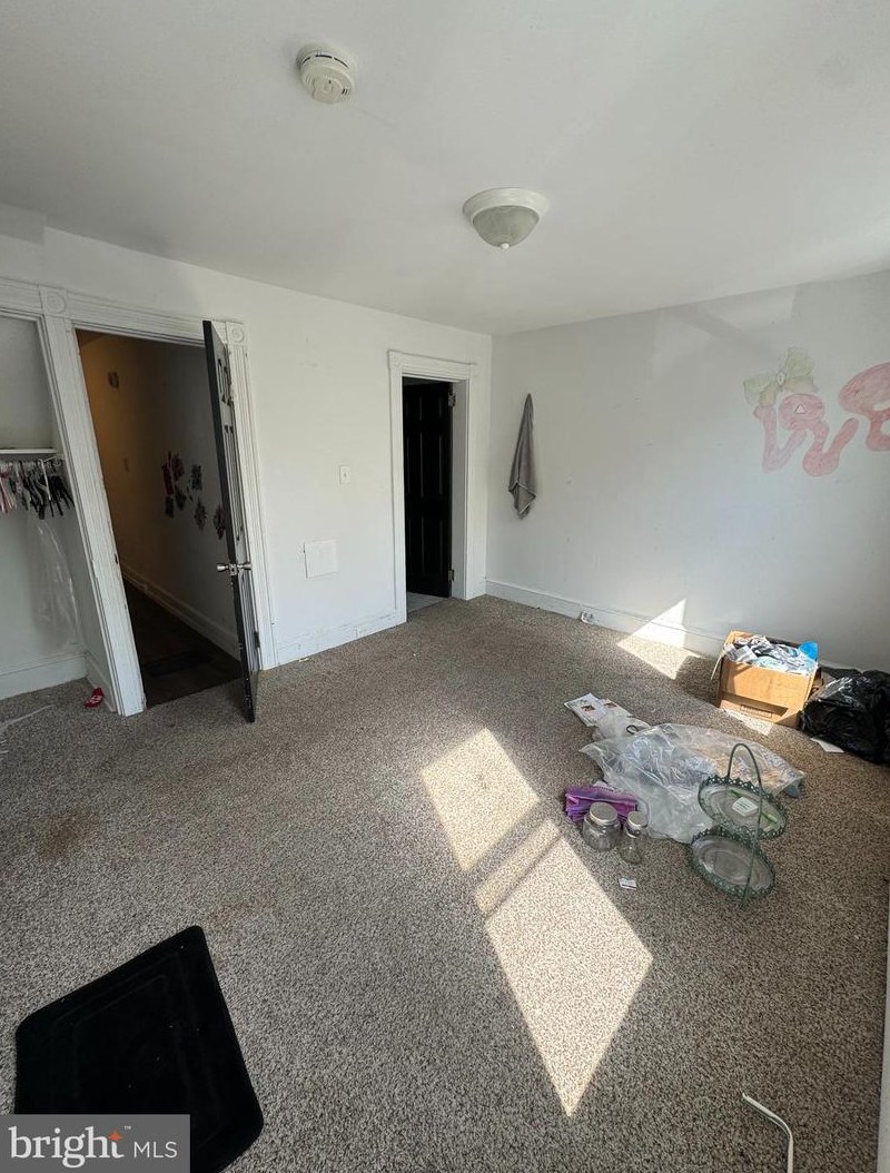 563 Pershing Ave, Lancaster PA  17602-4369 exterior