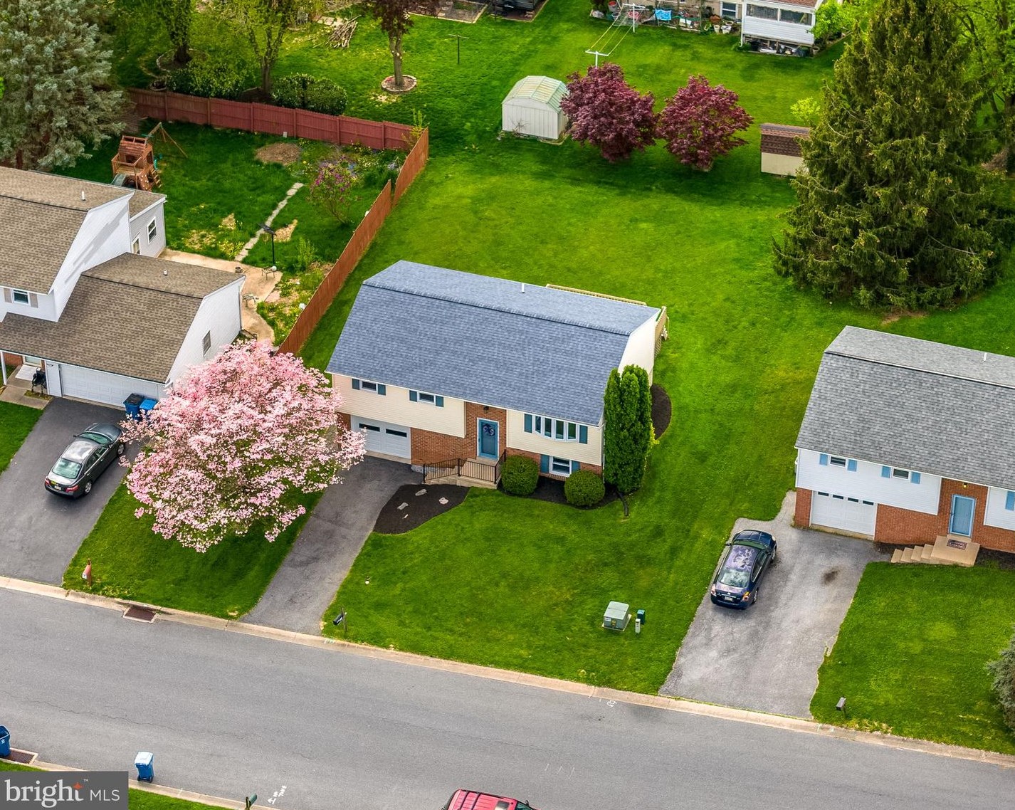 3076 Todd Ln, Lancaster, PA 17601