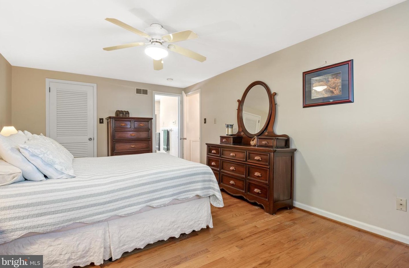 2025 Northbrook Dr, Lancaster PA 17601-4918 exterior