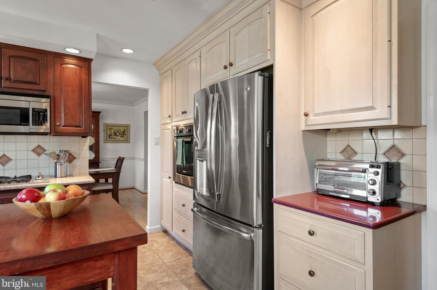 2025 Northbrook Dr, Lancaster PA 17601-4918 exterior