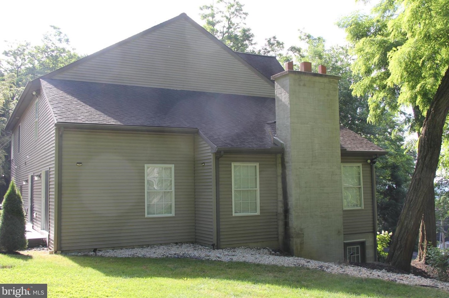 1674 Stony Battery Rd, Lancaster PA  17601-1287 exterior