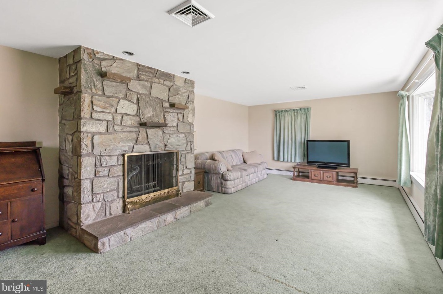 1618 Stony Battery Rd, Lancaster PA  17601-1282 exterior