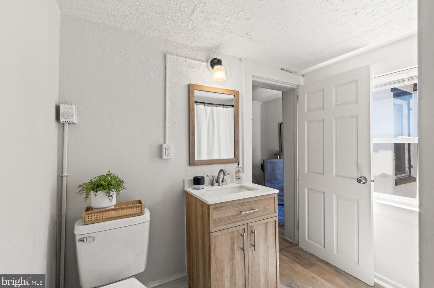 64 Locust St, Lancaster PA 17602-3635 exterior