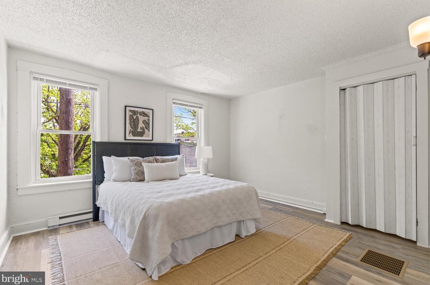 64 Locust St, Lancaster PA 17602-3635 exterior