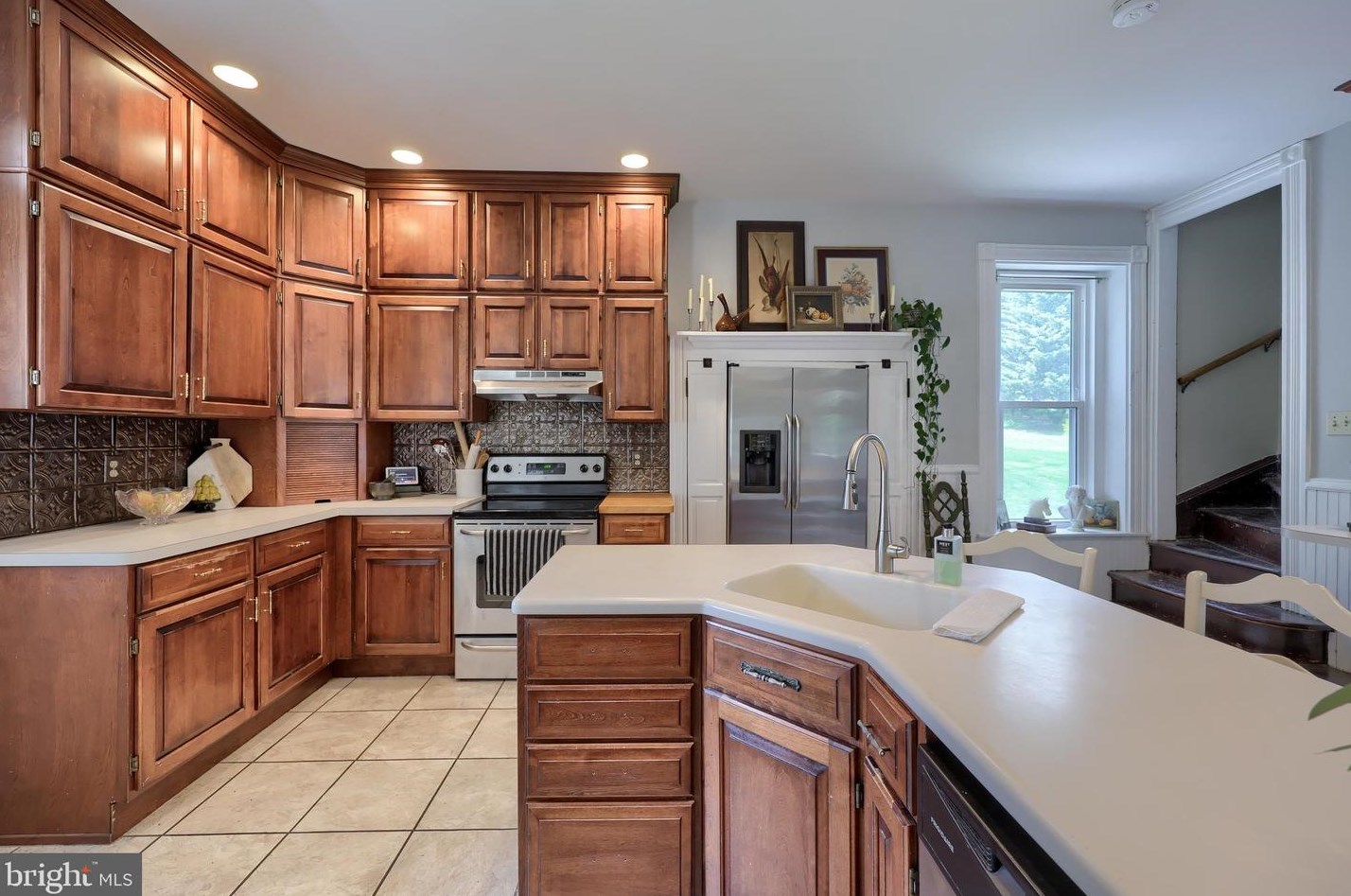 2404 Lititz Pike, Lancaster PA  17601-3608 exterior