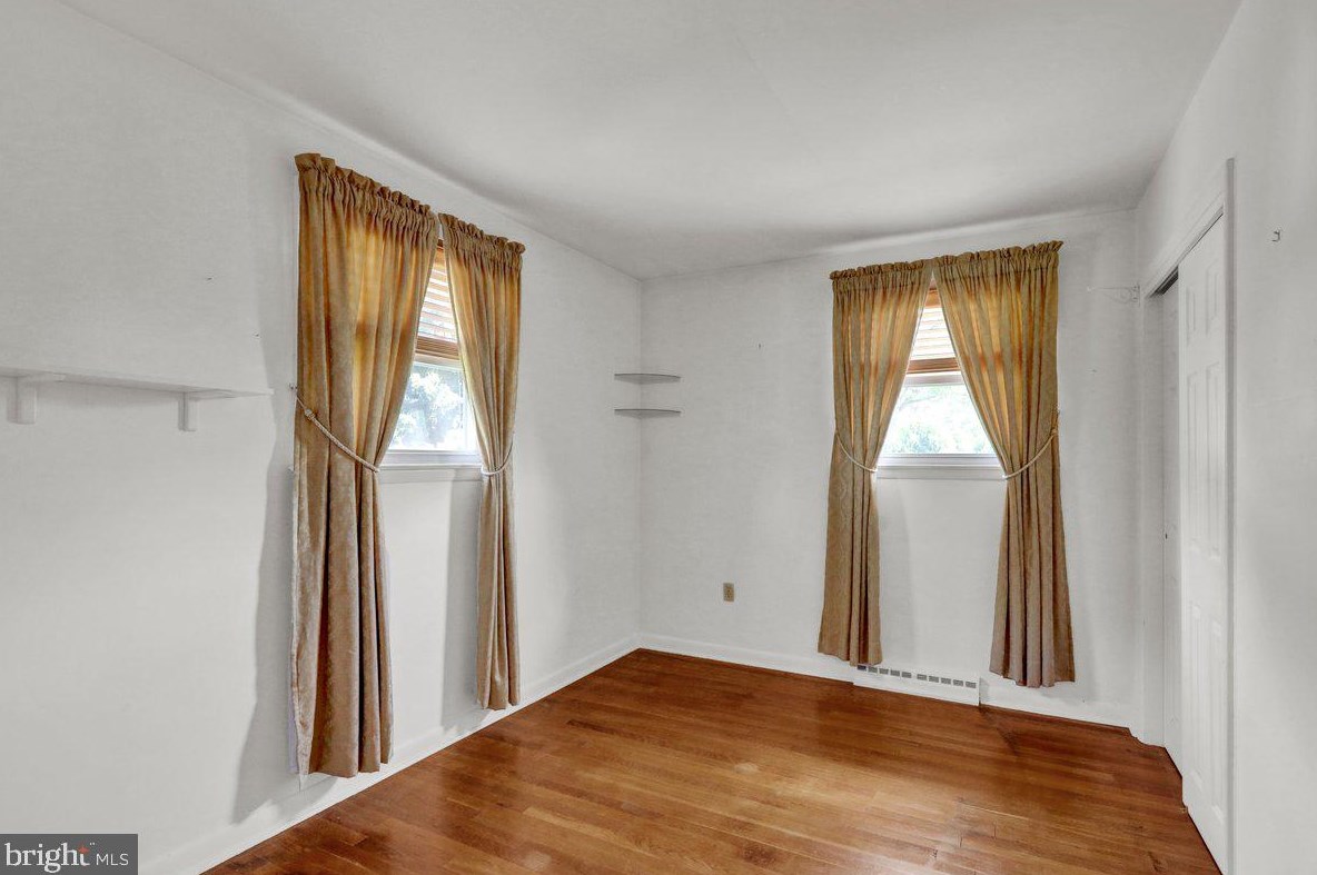 51 Gln Oaks Dr, Lancaster PA  17603-6445 exterior