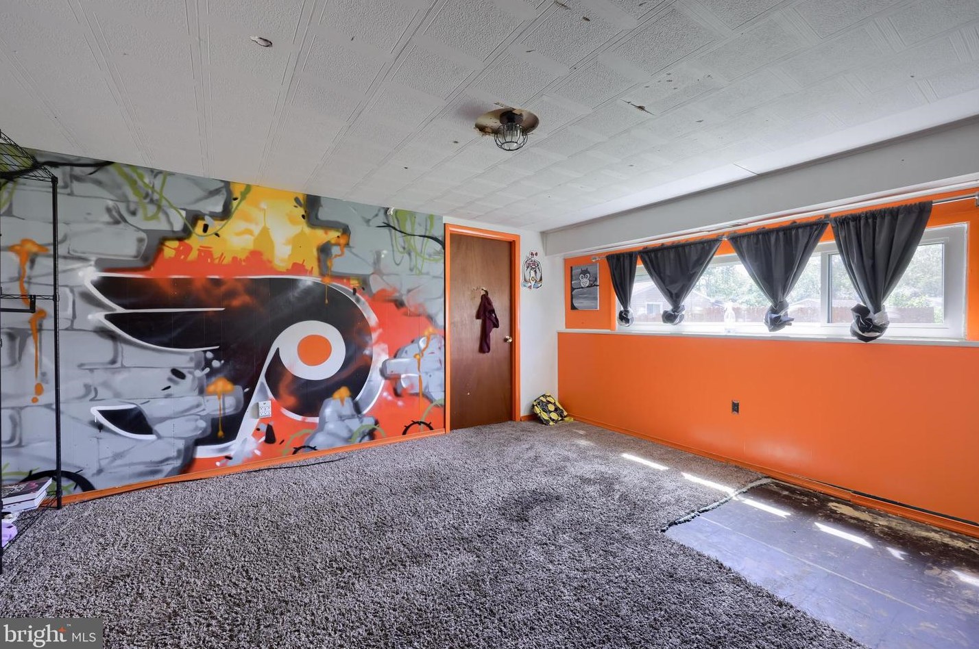 2621 Pike Ln, Lancaster PA  17603 exterior