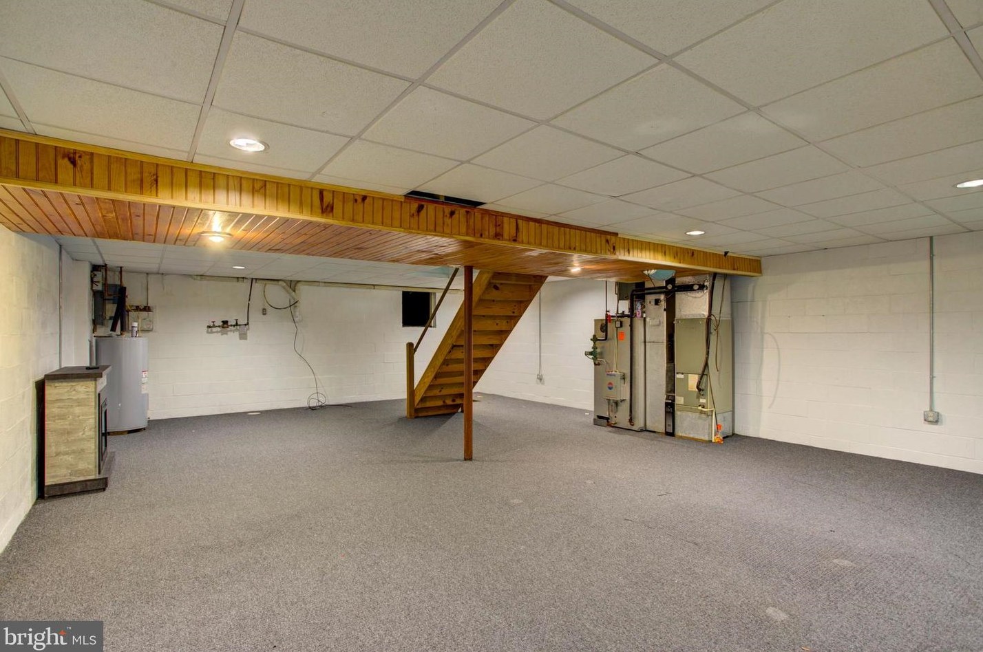 1857 Spg Rdg Ln, Lancaster PA  exterior