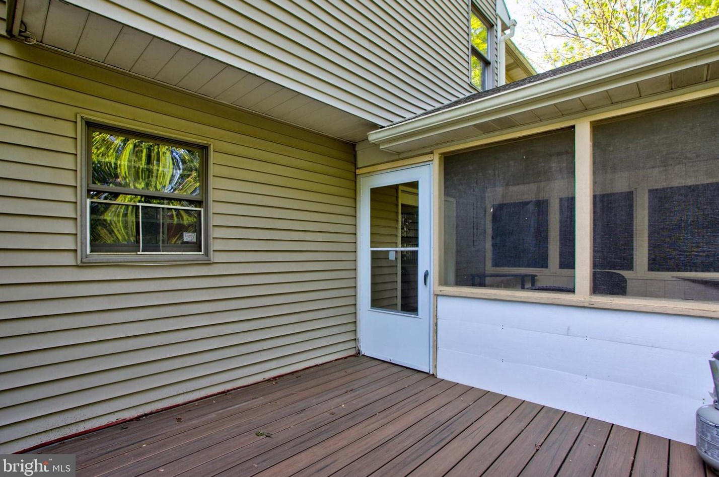 1857 Spg Rdg Ln, Lancaster PA  exterior