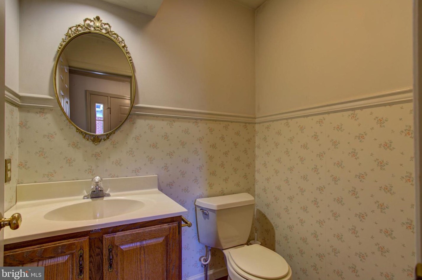 1857 Spg Rdg Ln, Lancaster PA  exterior