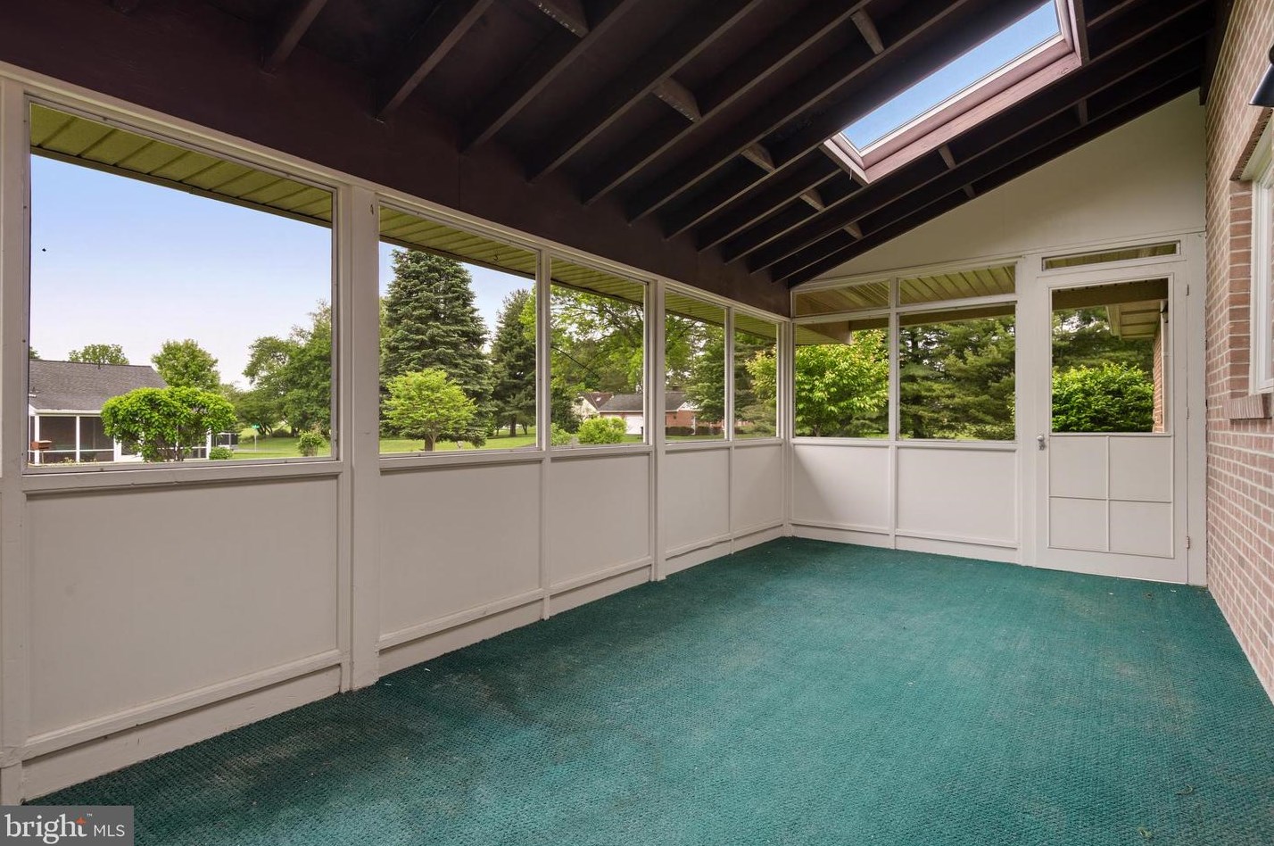 126 Sunrise Ave, Lancaster PA  17601-3944 exterior