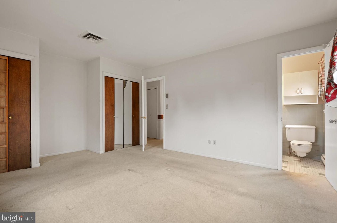 126 Sunrise Ave, Lancaster PA  17601-3944 exterior