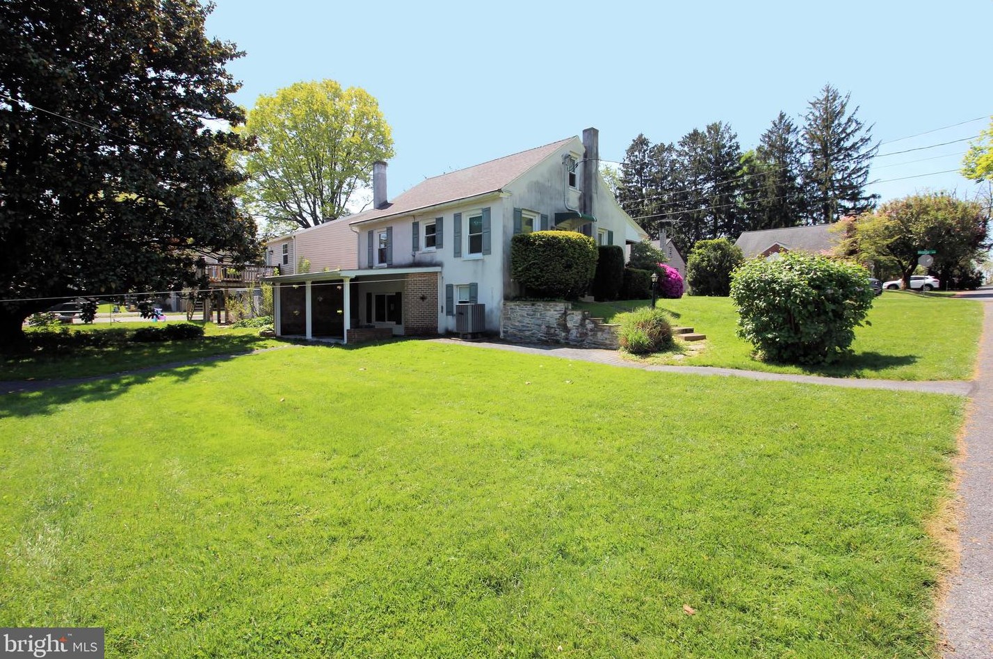 109 Roselle Ave, Lancaster, PA 17603