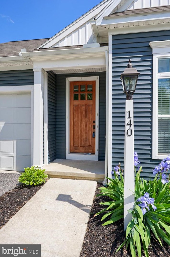 140 Asbury Ln, Edisonville, PA 17579