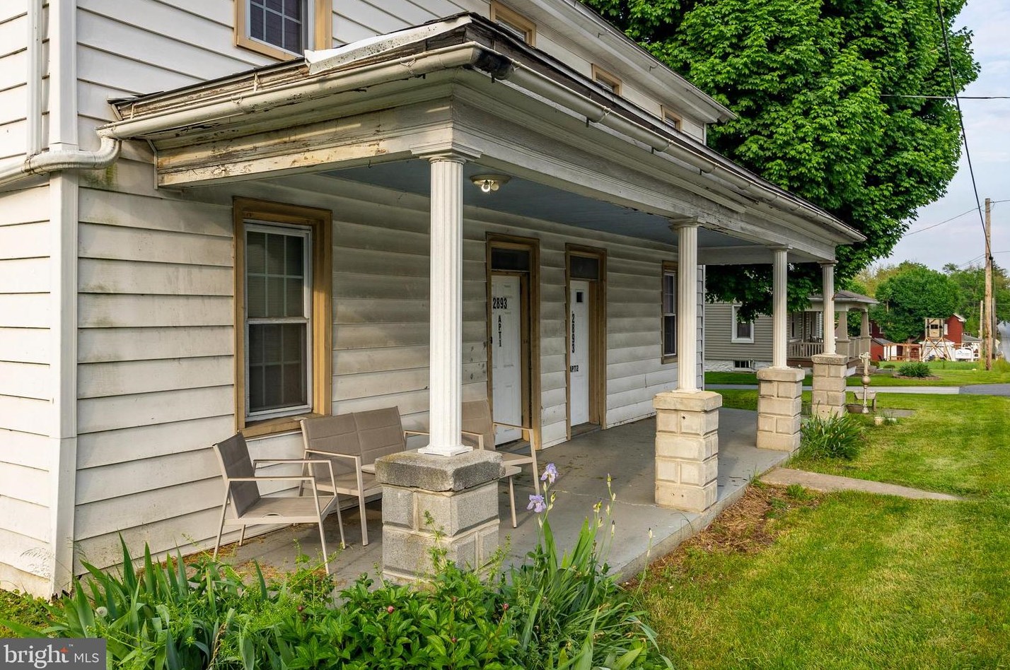2893 E Lincoln Hwy E, Gordonville, PA 17529