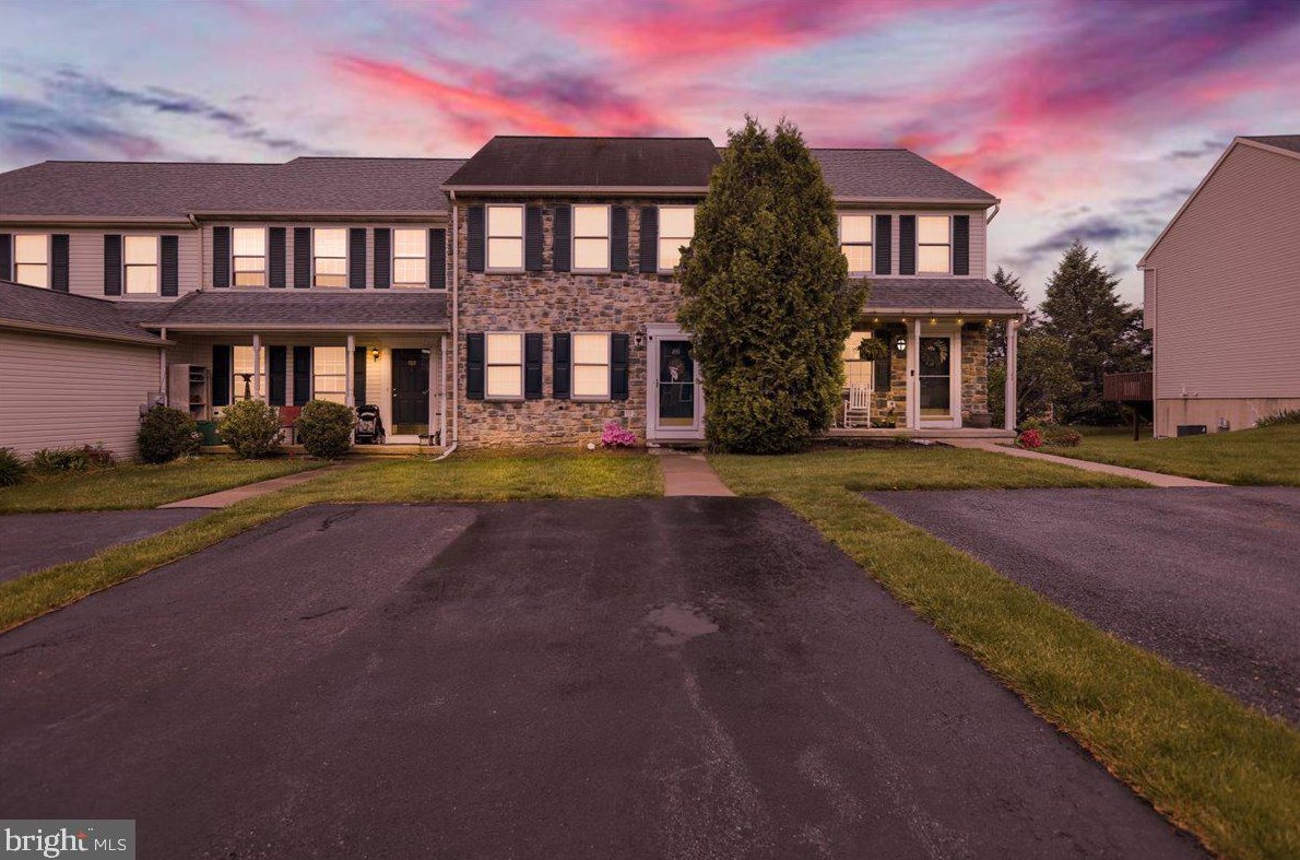 490 Wood Duck Dr, Old Line PA  17545-8883 exterior