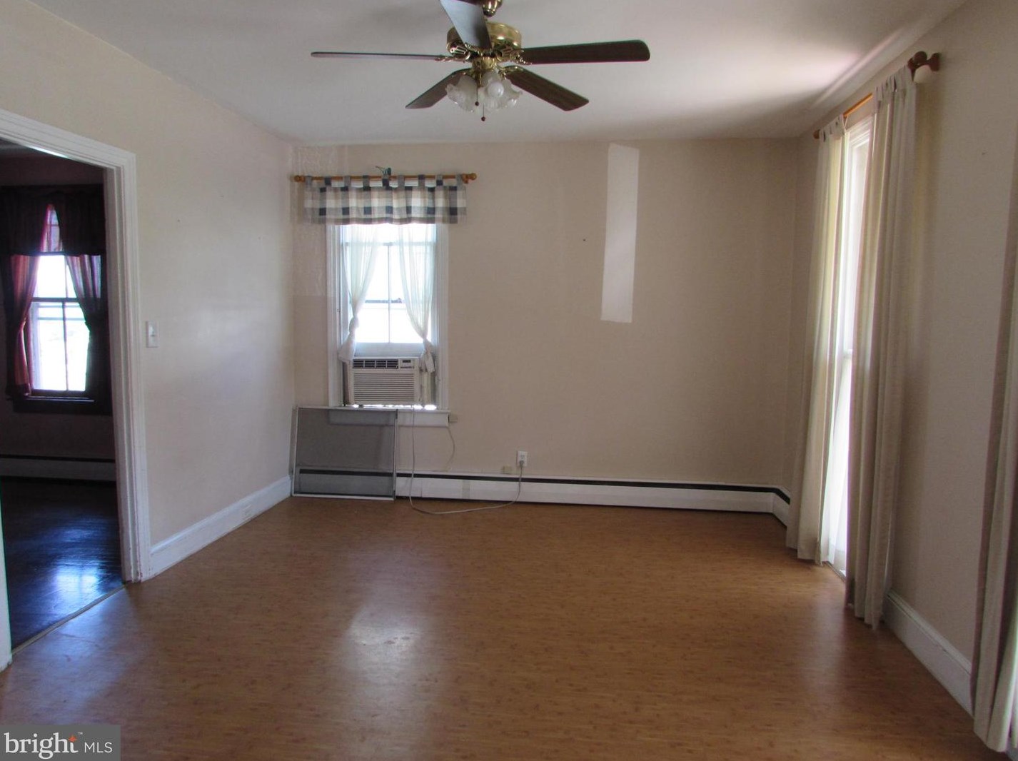 843 Newport Ave, Gap, PA 17527