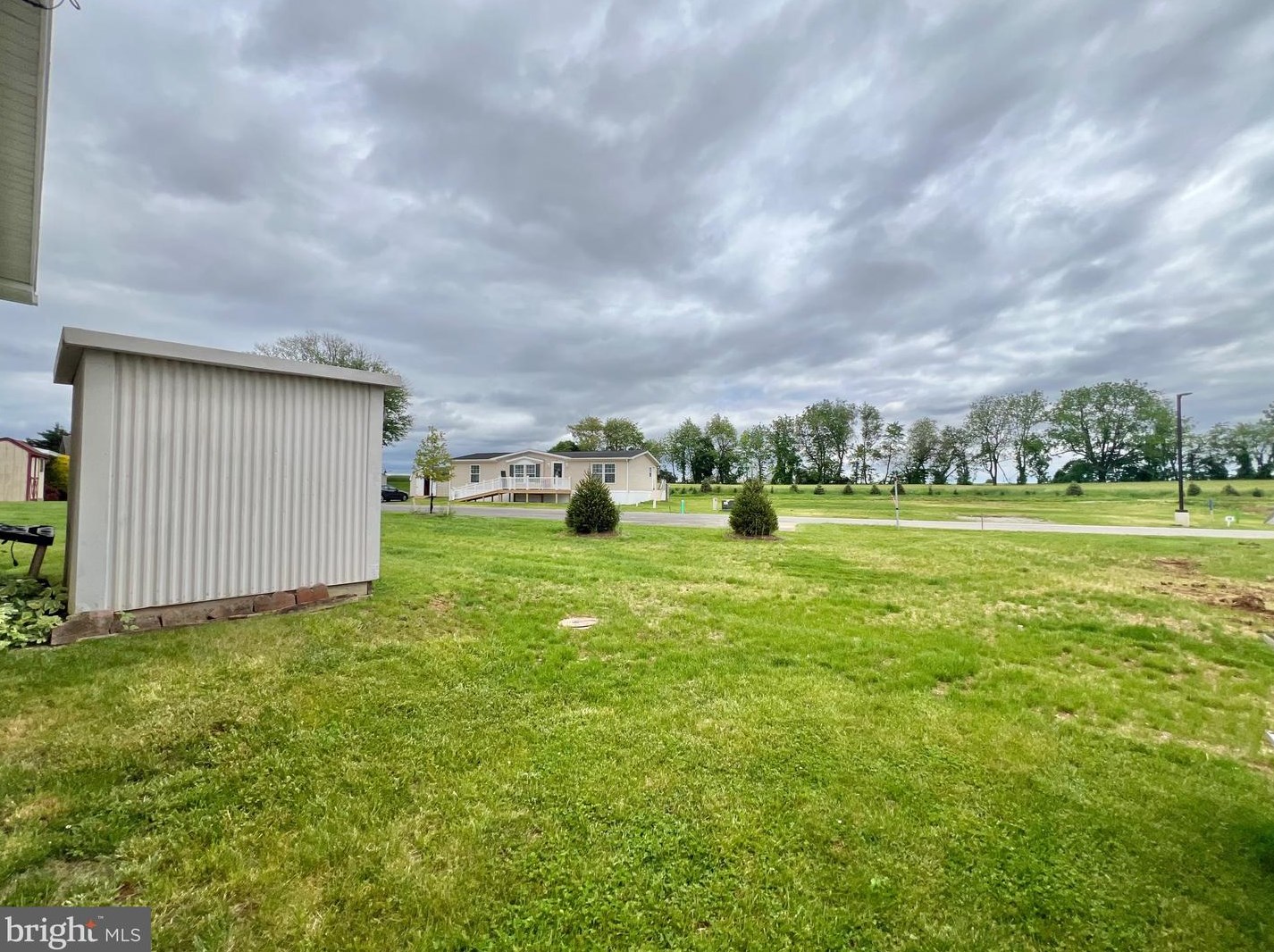 2002 Main St, Ephrata PA  17522-1118 exterior