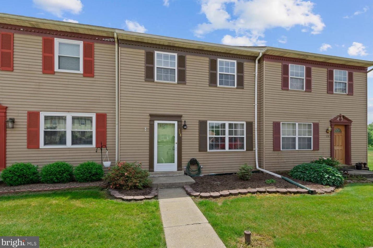 368 Dohner Dr, Lancaster, PA 17602-3358