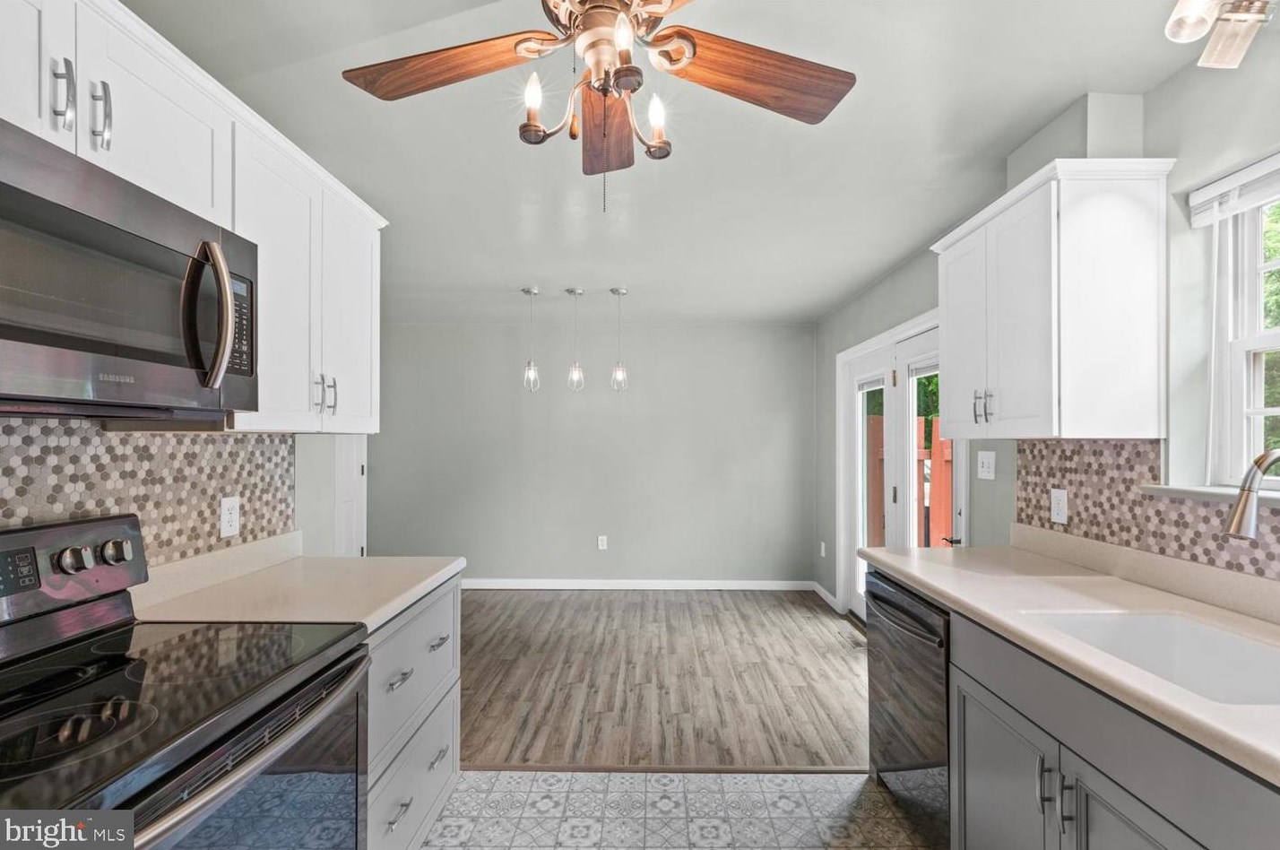 368 Dohner Dr, Lancaster PA  17602-3358 exterior