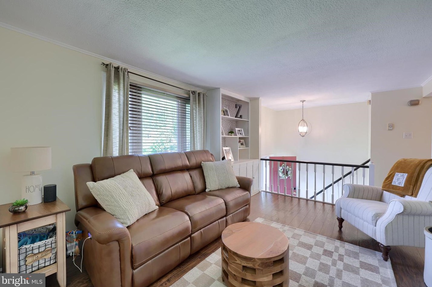 390 Holly Ann Dr, Landisville, PA 17538-1039