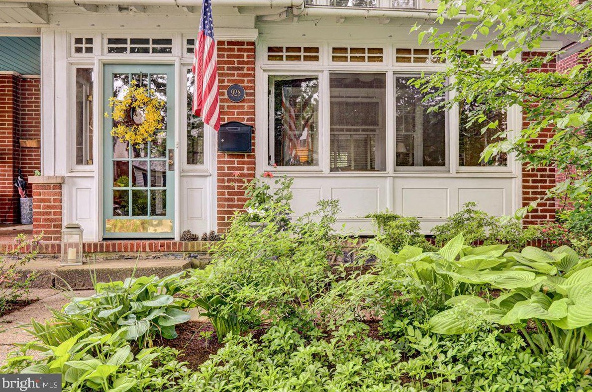 928 Virginia Ave, Lancaster, PA 17603-3116