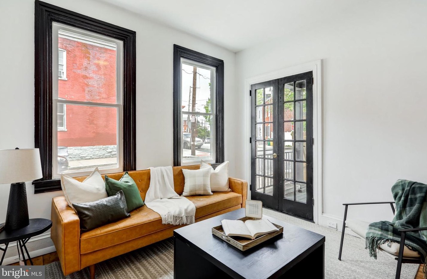 3 Locust St, Lancaster PA 17602-3607 exterior