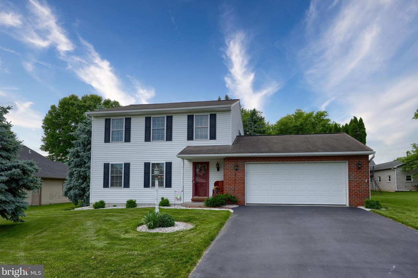 118 Queen Annes Way, Ephrata, PA 17522-8440