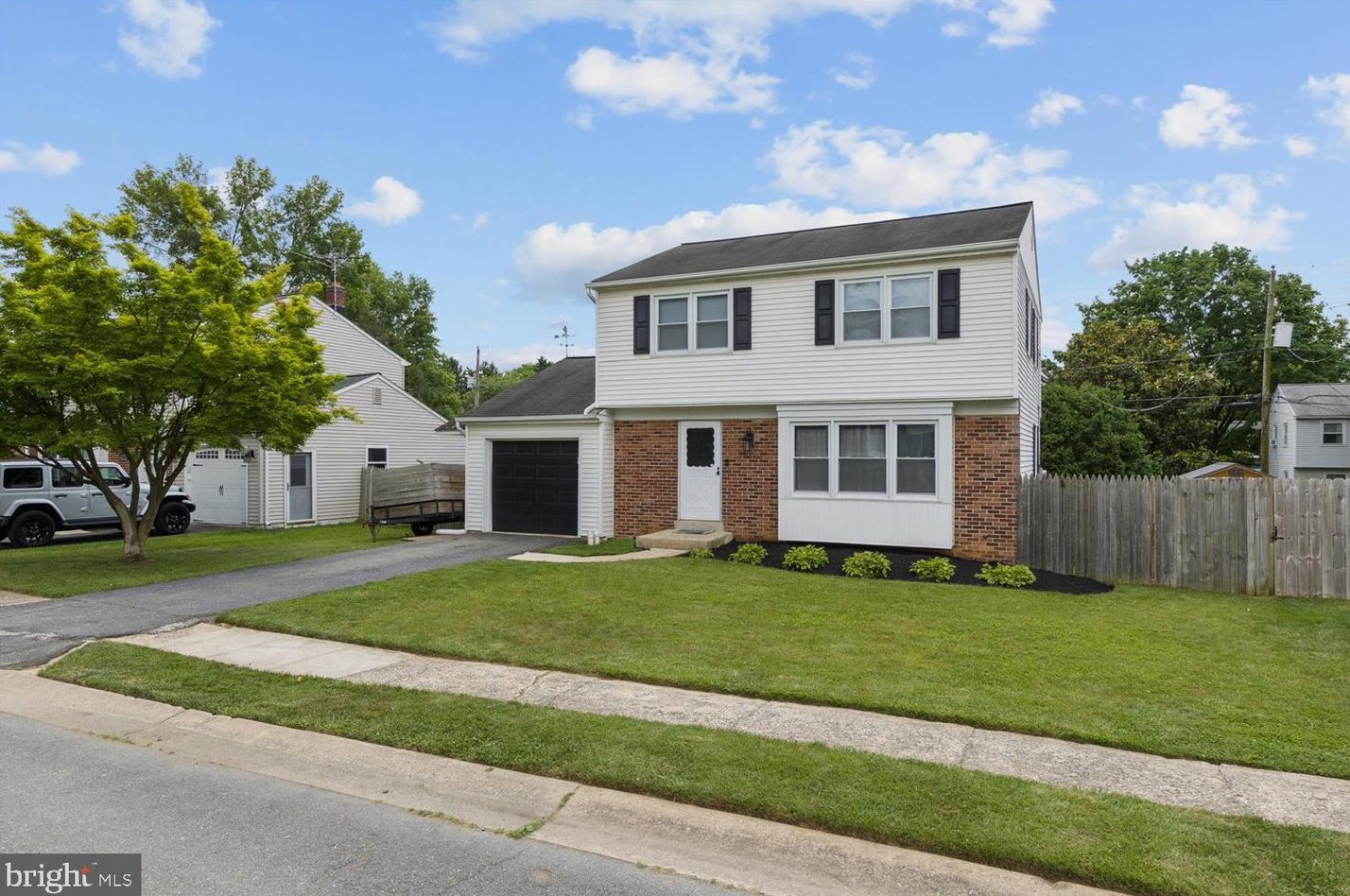 1636 Robert Rd, Lancaster, PA 17601