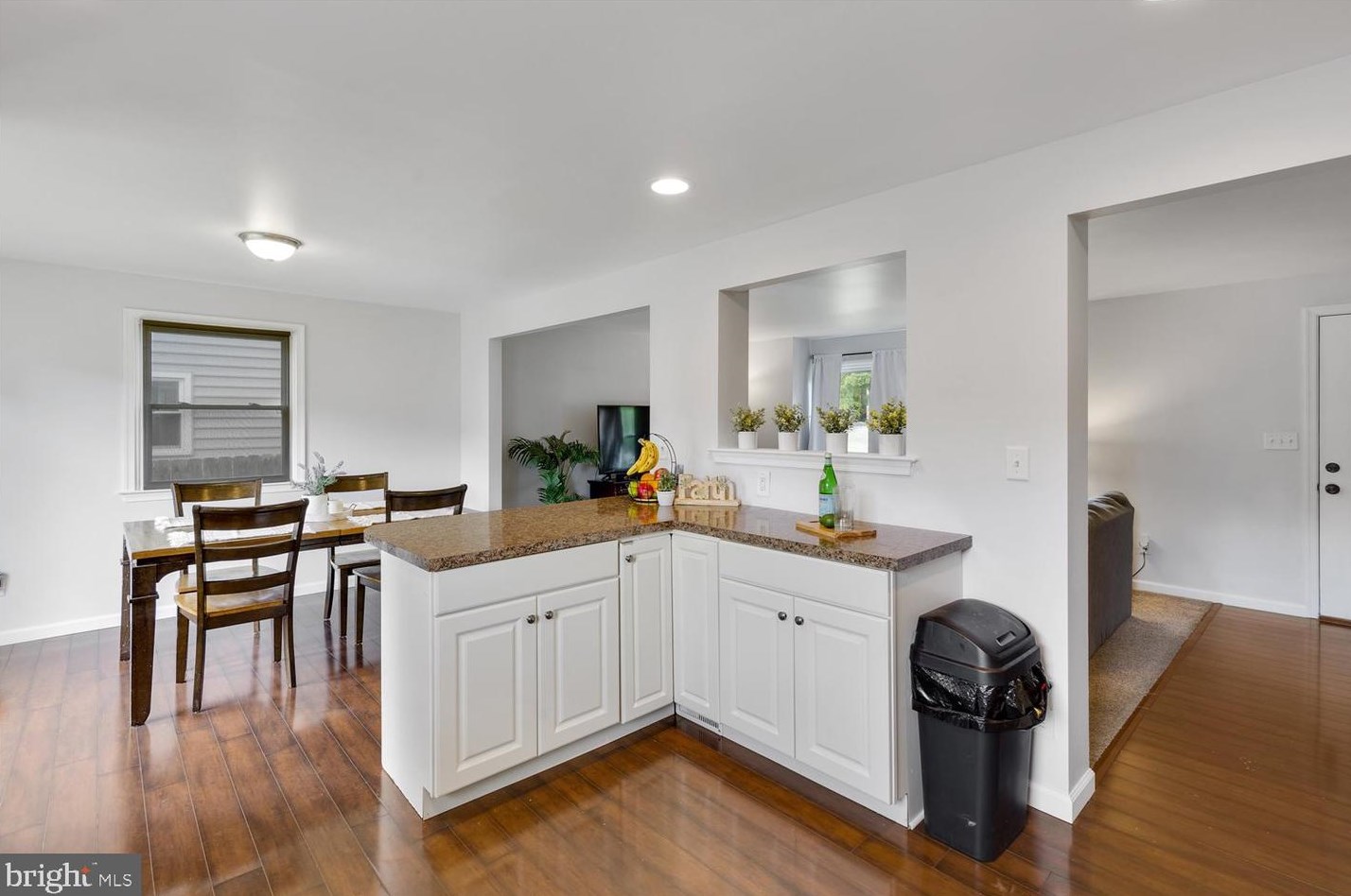 1636 Robert Rd, Lancaster PA  17601-5634 exterior