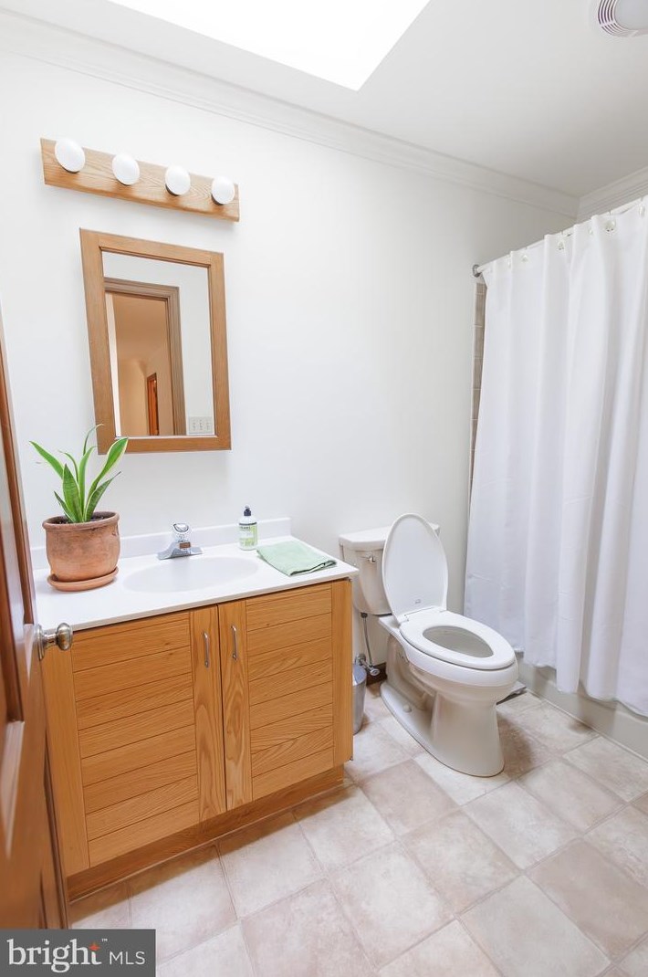 154 Bentley Ln, Lancaster PA  17603-6204 exterior