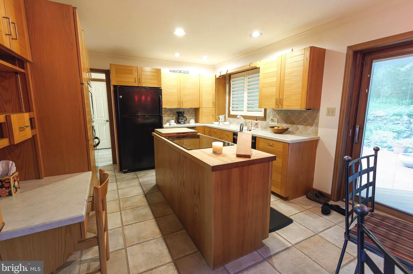 154 Bentley Ln, Lancaster PA  17603-6204 exterior